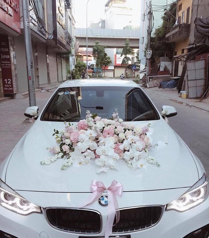 Thuê xe cưới Mercedes